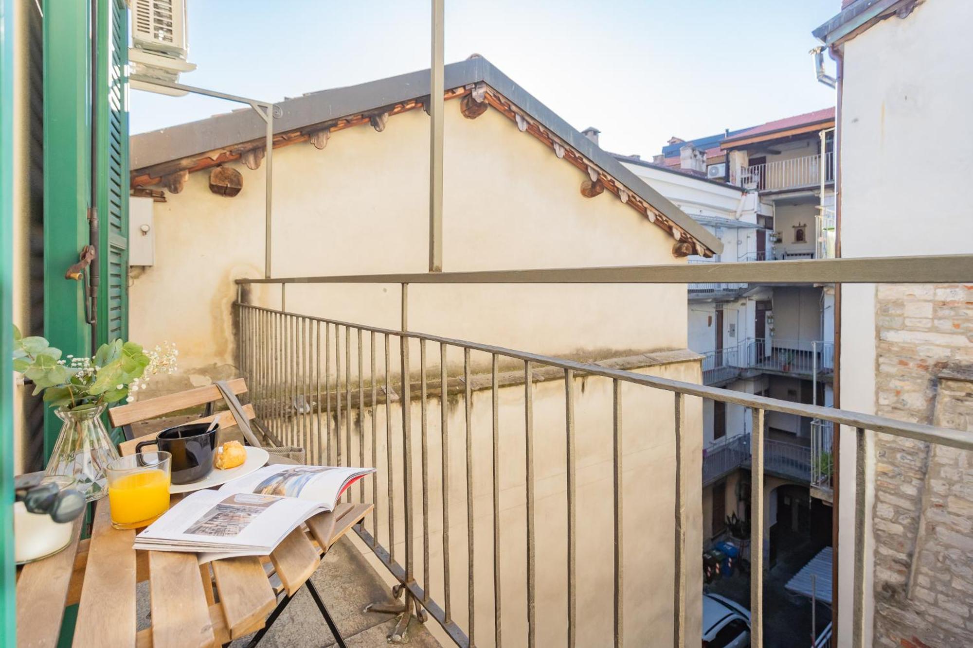 La Casa Di Nino By Rent All Como Buitenkant foto
